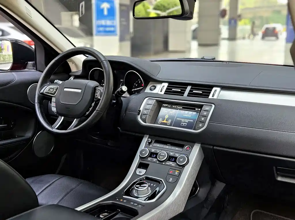 Land Rover Evoque 2017 — фото 13