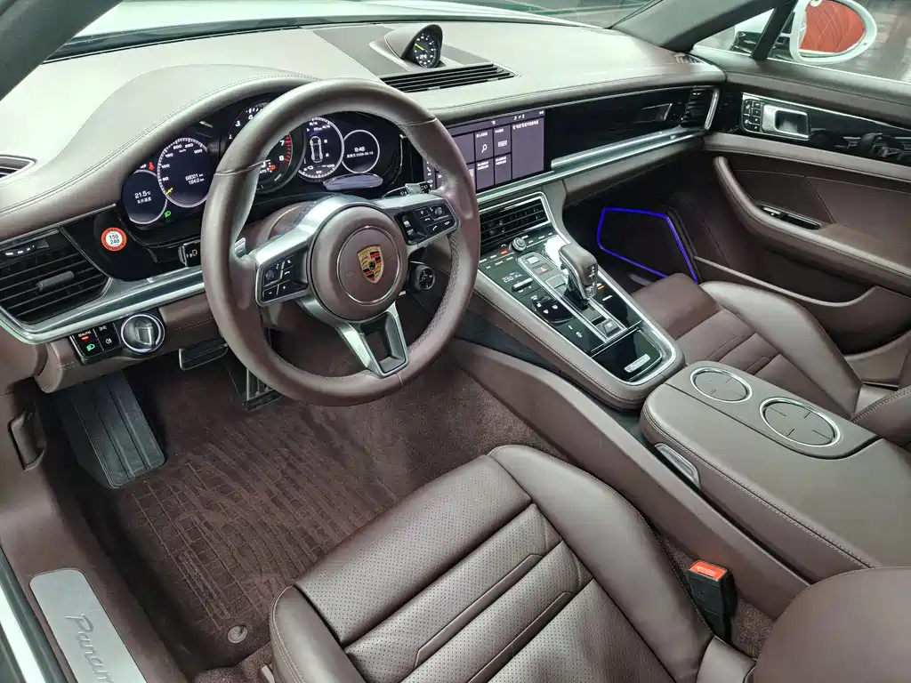 Porsche Panamera Hybrid 2019 — фото 15