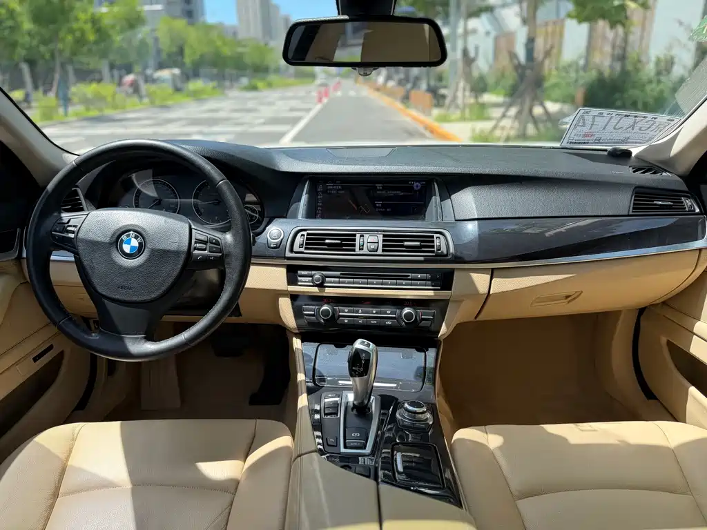 BMW 5 Series 2013 — фото 7