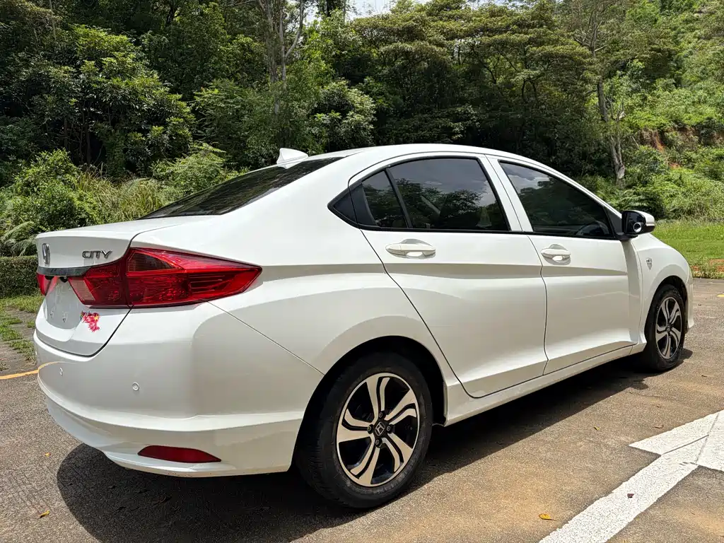 Honda City 2018 — фото 9
