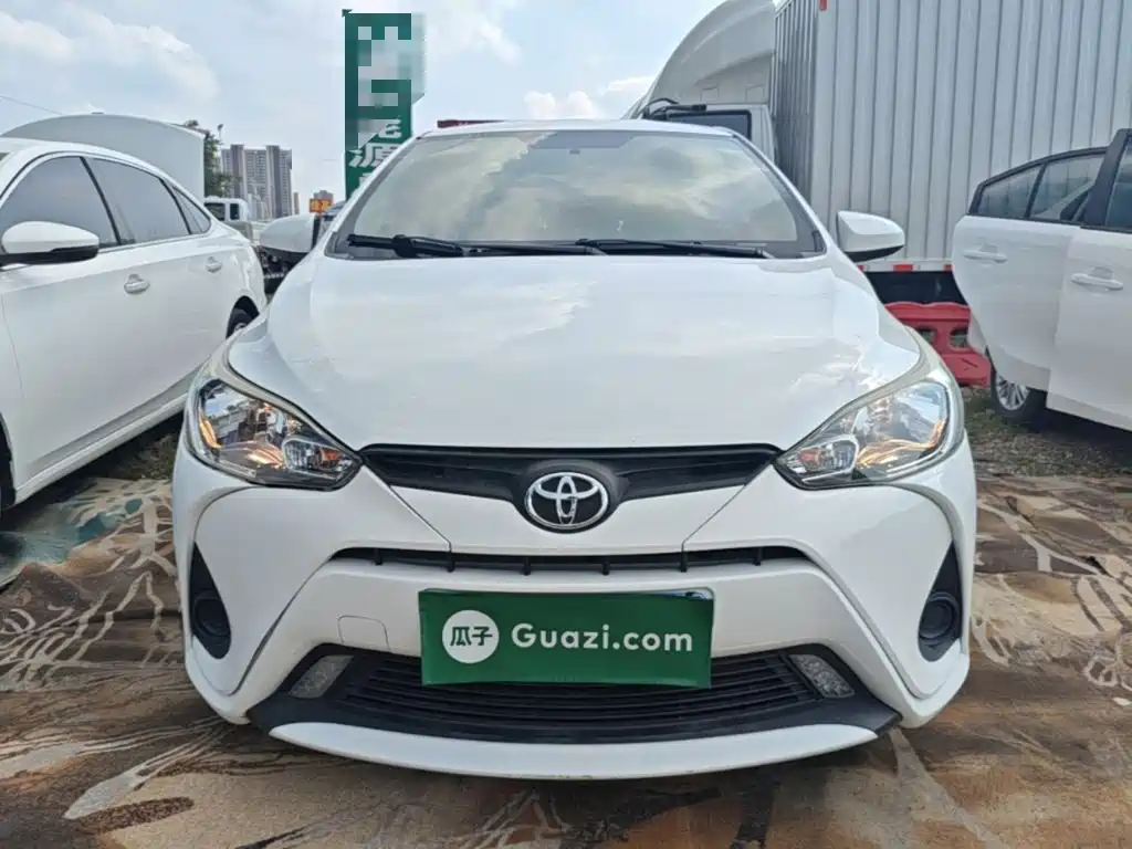 Toyota Yaris L 2019