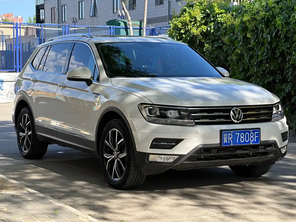 Volkswagen Tiguan L 2020
