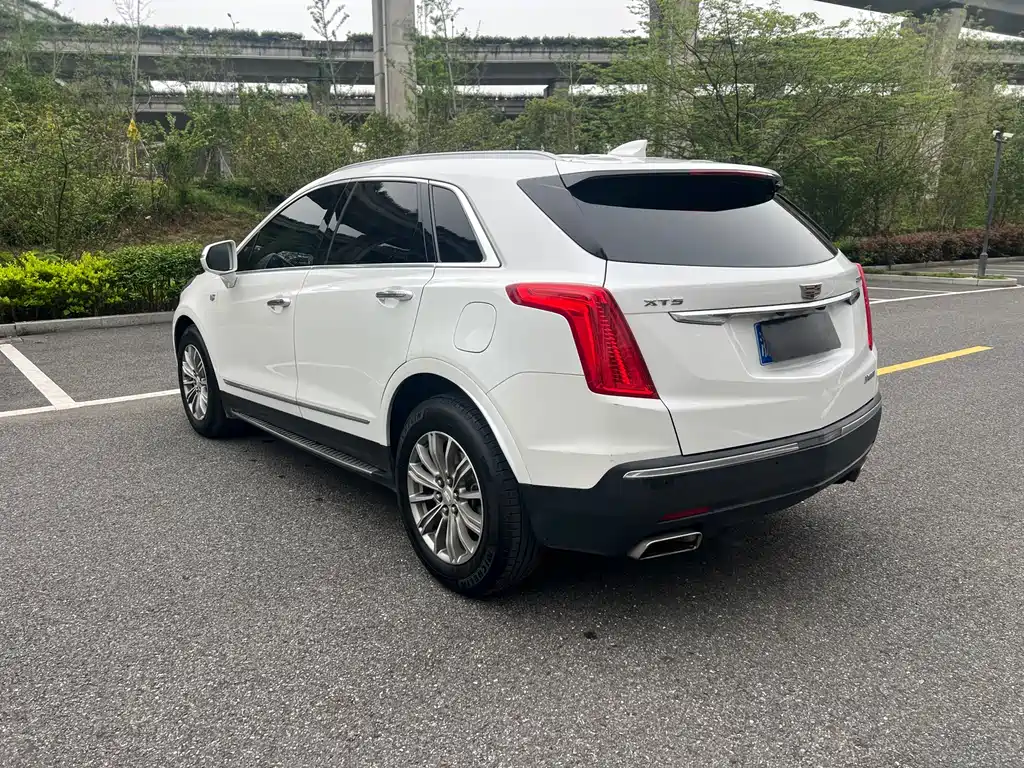 Cadillac XT5 2018 — фото 7