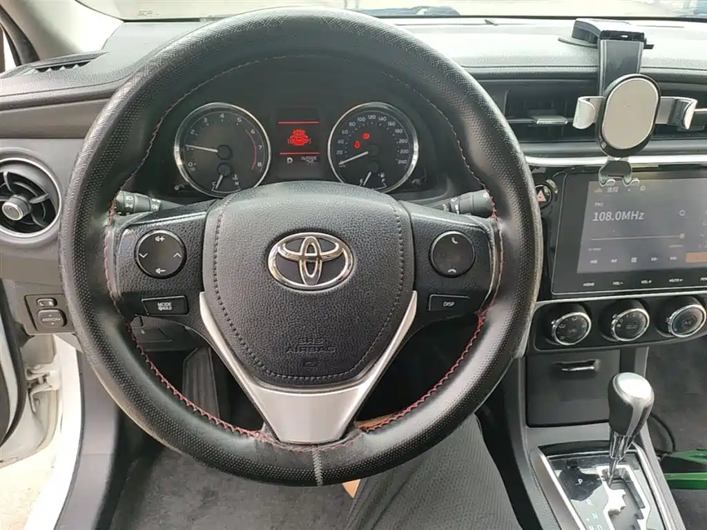 Toyota Corolla 2019 — фото 11