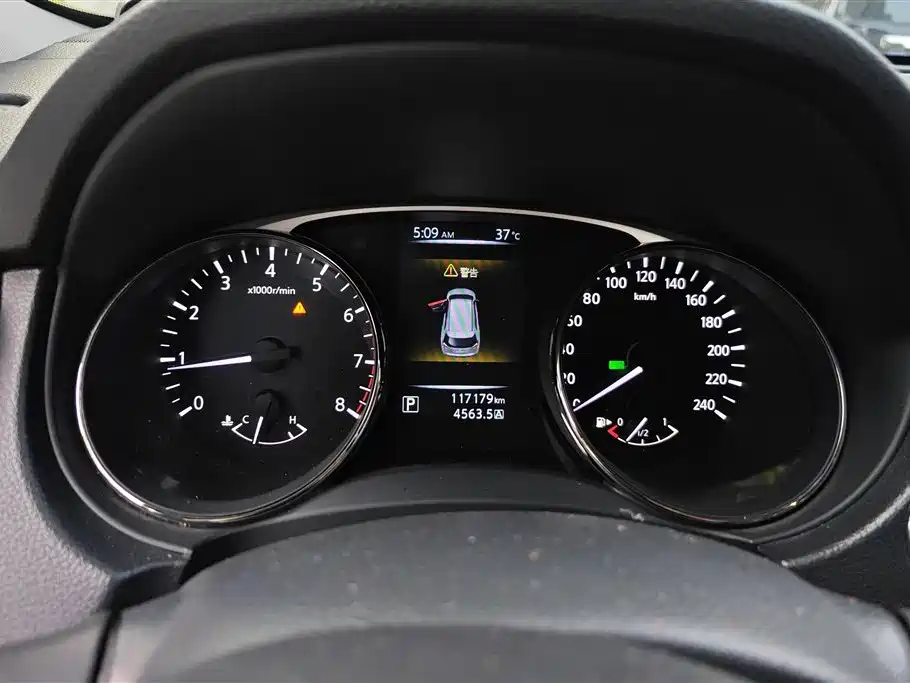 Nissan X-Trail 2016 — фото 13