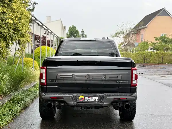 Ford F-150 Raptor 2023