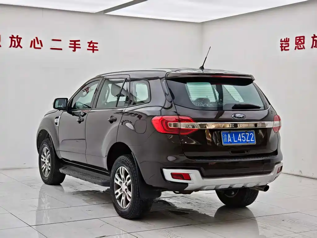 Ford Everest 2016 — фото 7