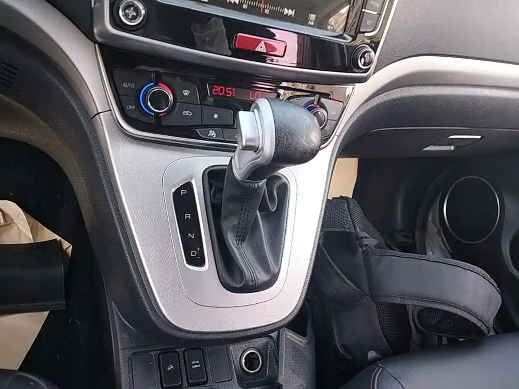Haval M6 2019 — фото 14