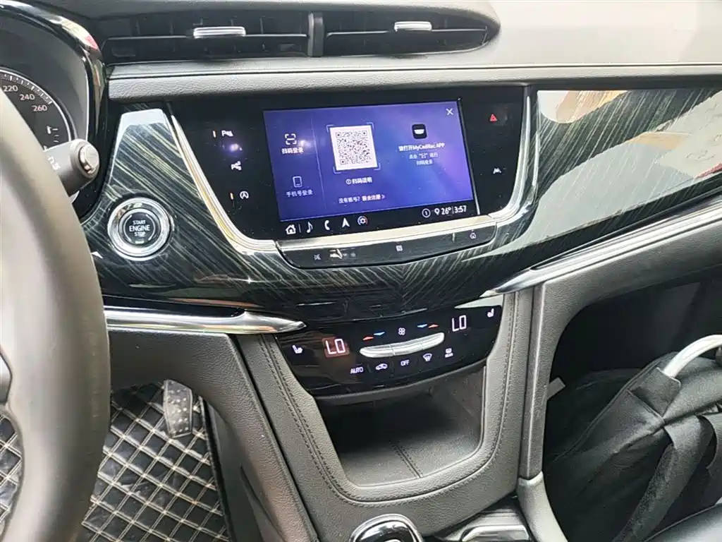 Cadillac XT6 2019 — фото 13