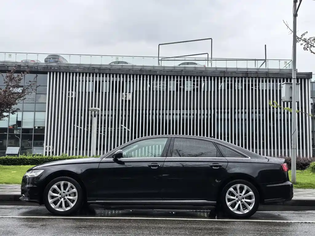 Audi A6L 2017 — фото 2