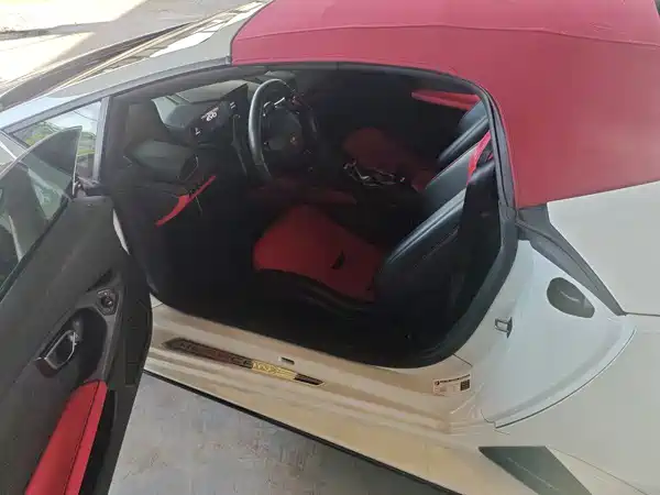 Lamborghini Huracan 2020