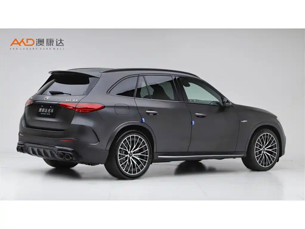 Mercedes-Benz GLC AMG 2024 — фото 3