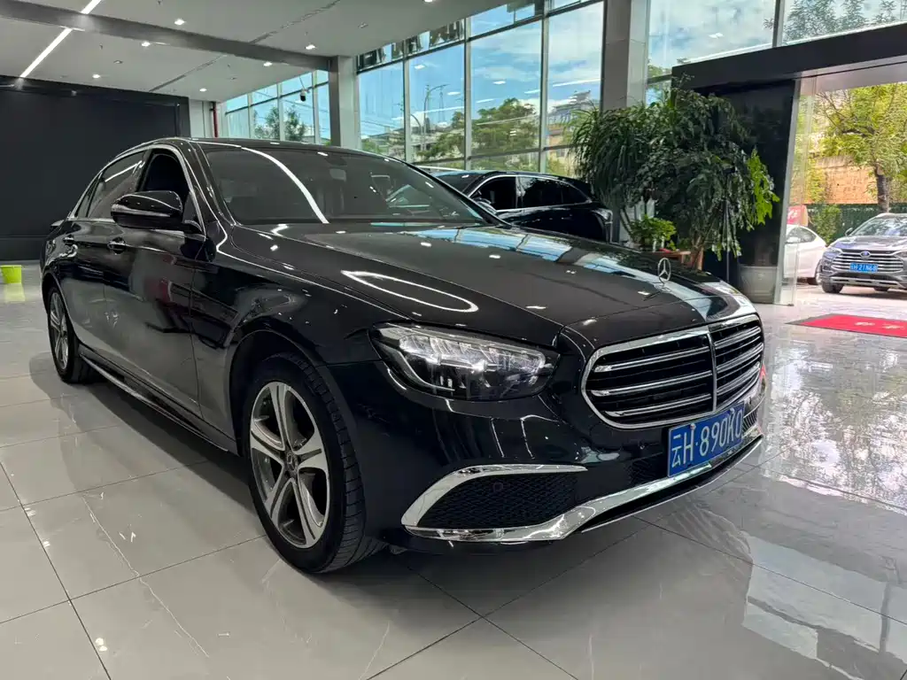 Mercedes-Benz E-Class 2020 — фото 10