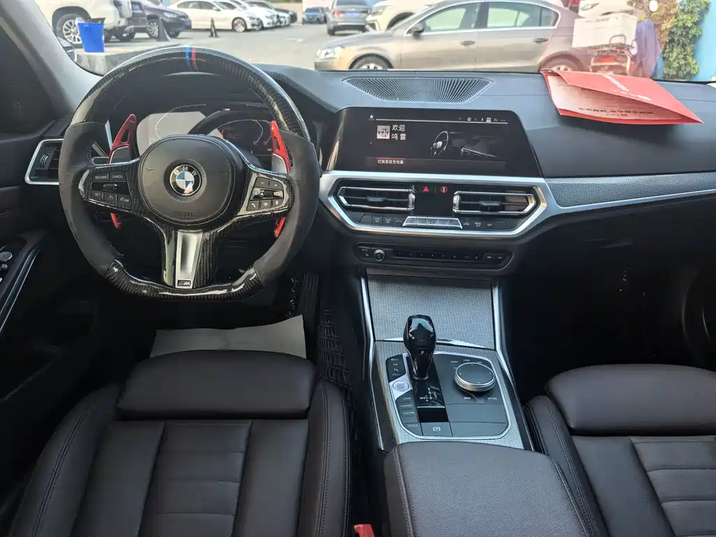 BMW 3 Series 2019 — фото 15