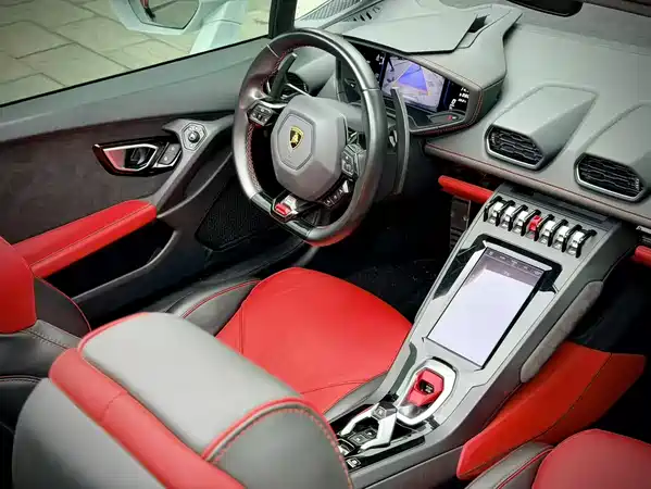 Lamborghini Huracan 2020