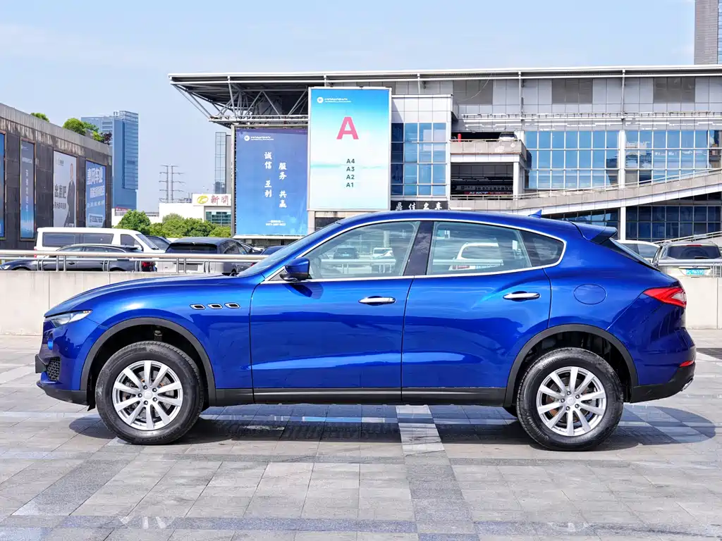 Maserati Levante 2019 — фото 3
