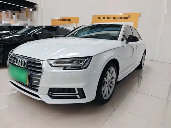 Audi A4L 2018
