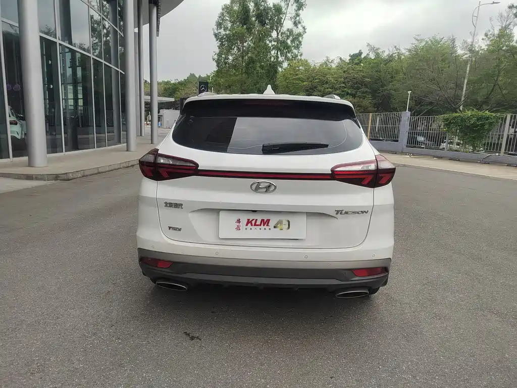 Hyundai Tucson 2019 — фото 8