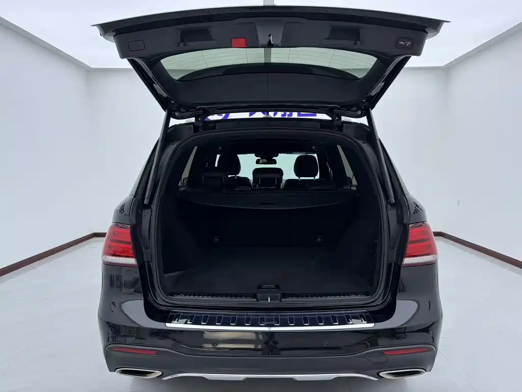 Mercedes-Benz GLE 2019 — фото 18