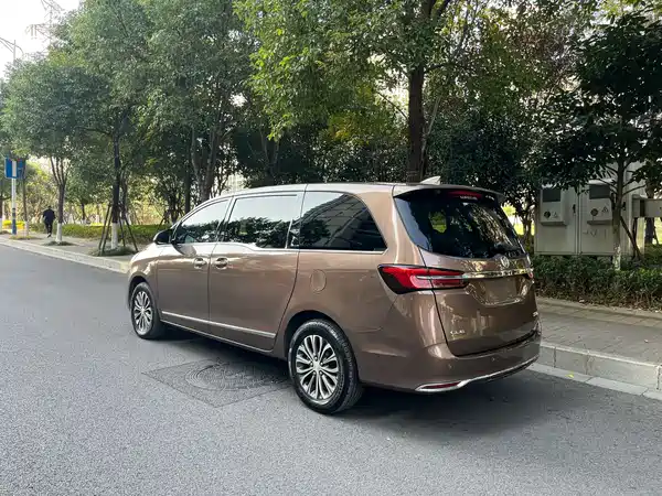 Buick GL8 2021