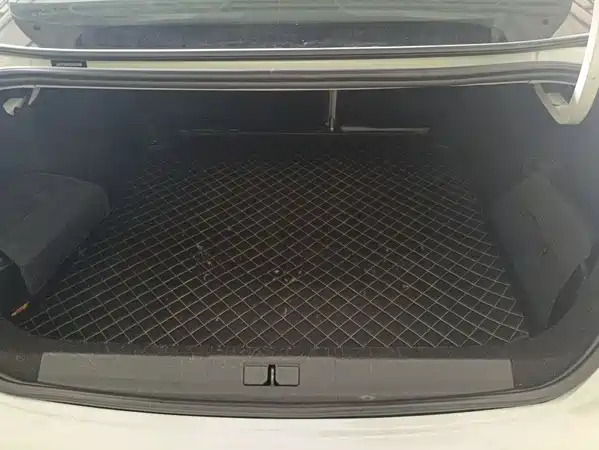 Peugeot 408 2016