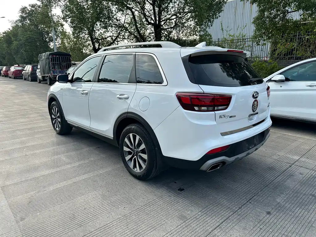 Kia KX7 2017 — фото 9