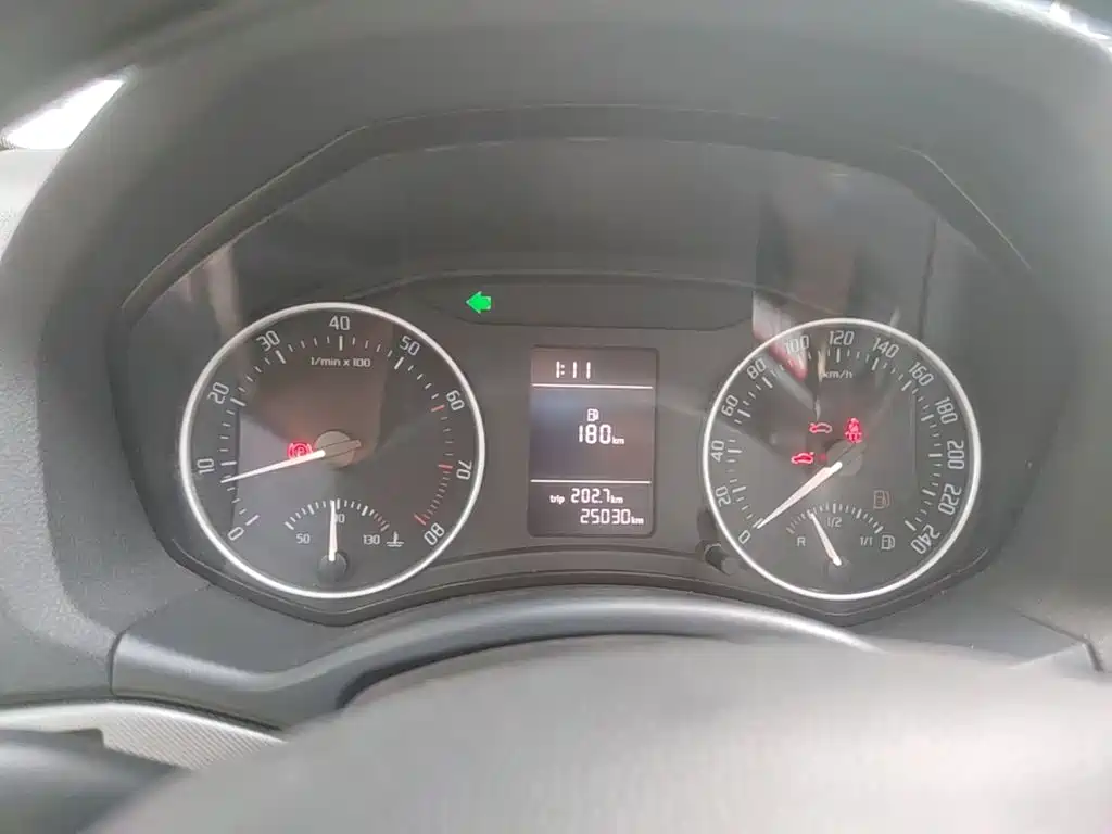 Skoda Octavia 2015 — фото 12