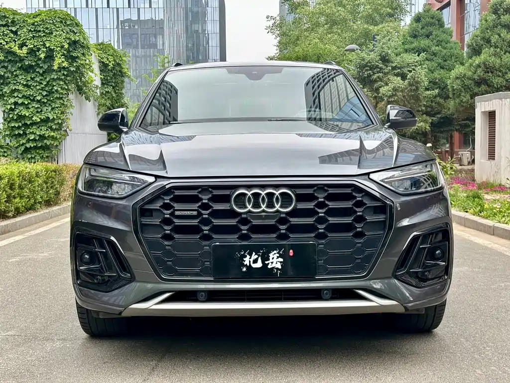Audi Q5L 2022 — фото 3