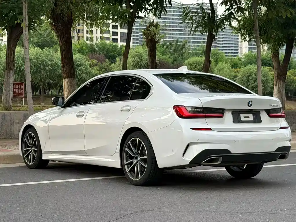 BMW 3 Series 2020