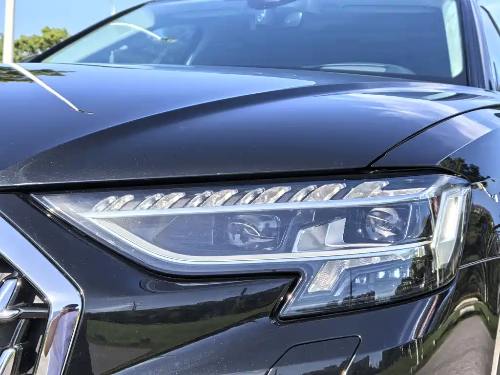Audi A8 2023