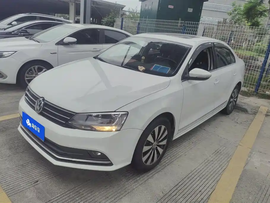 Volkswagen Sagitar 2017