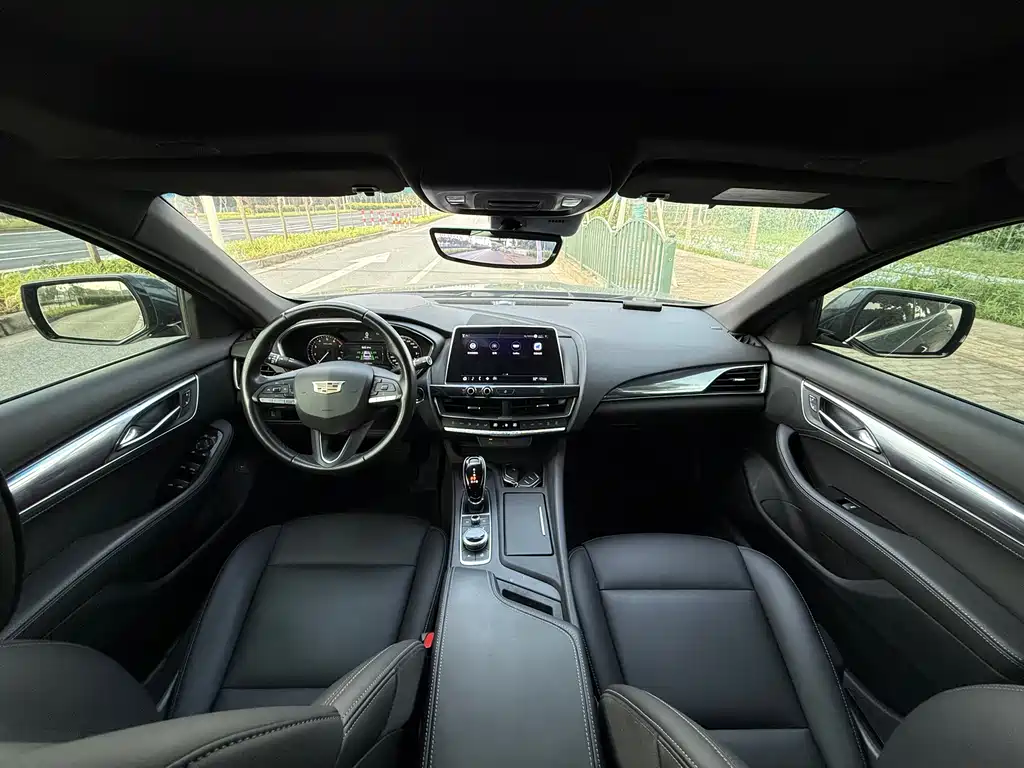 Cadillac CT5 2020 — фото 12