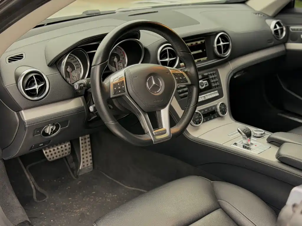 Mercedes-Benz SL-Class 2016 — фото 6