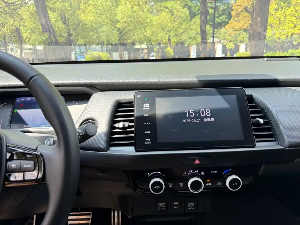 Honda Fit 2024 — фото 14