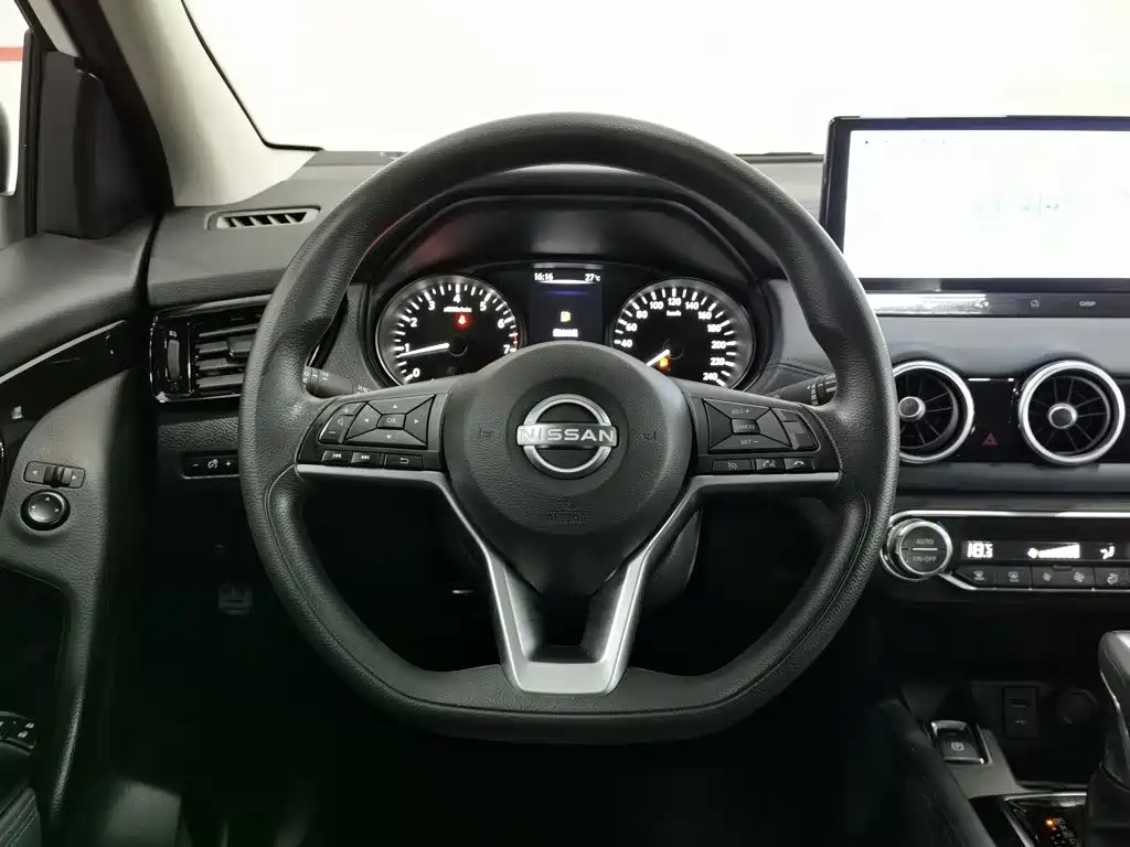 Nissan Qashqai 2025 — фото 11