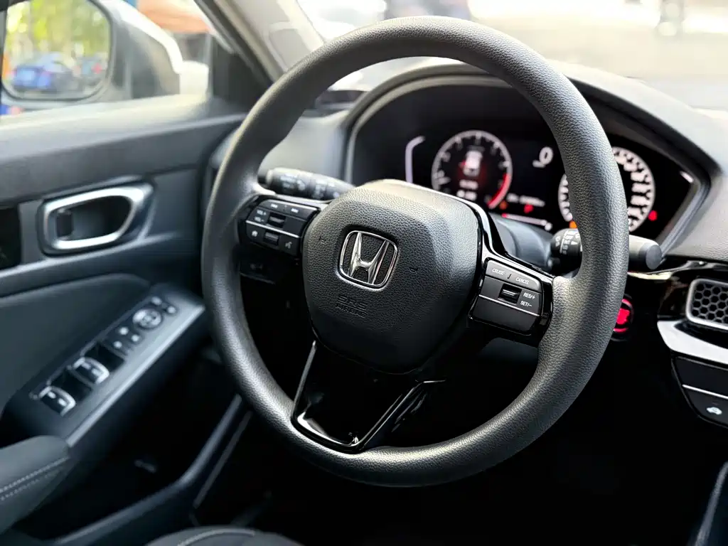Honda Civic 2023 — фото 12