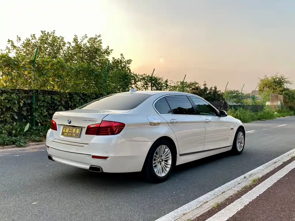 BMW 5 Series 2016