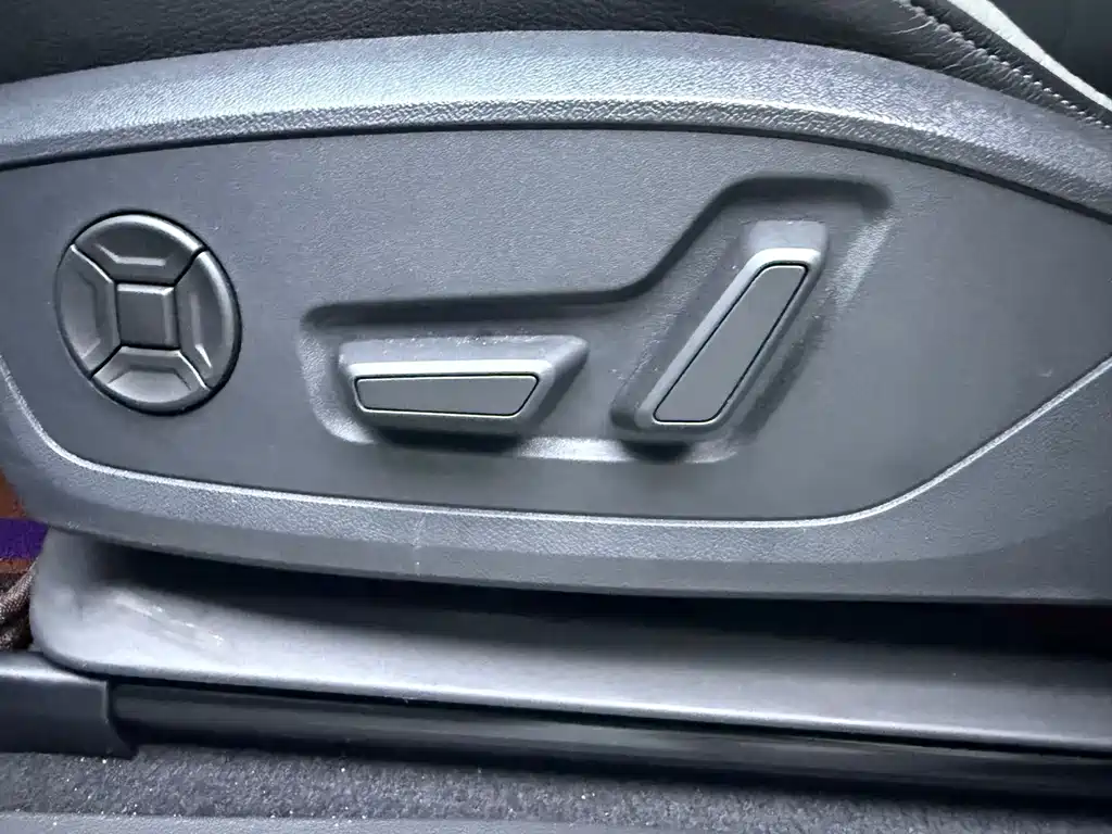 Audi Q3 2023 — фото 17