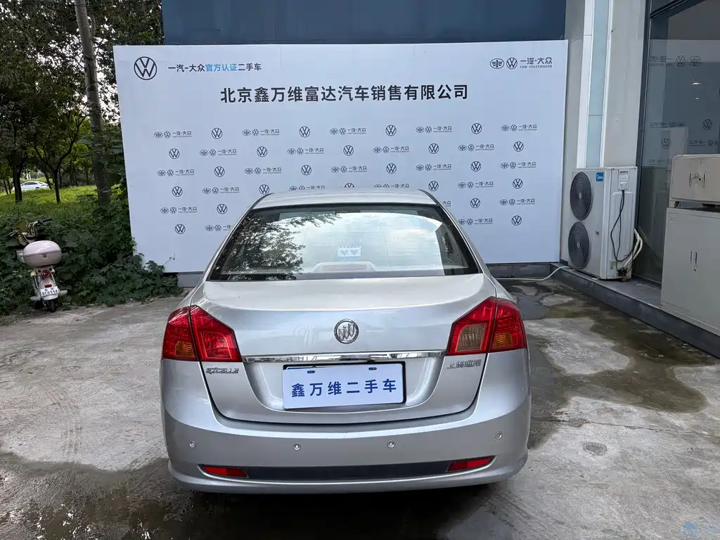 Buick Excelle 2011