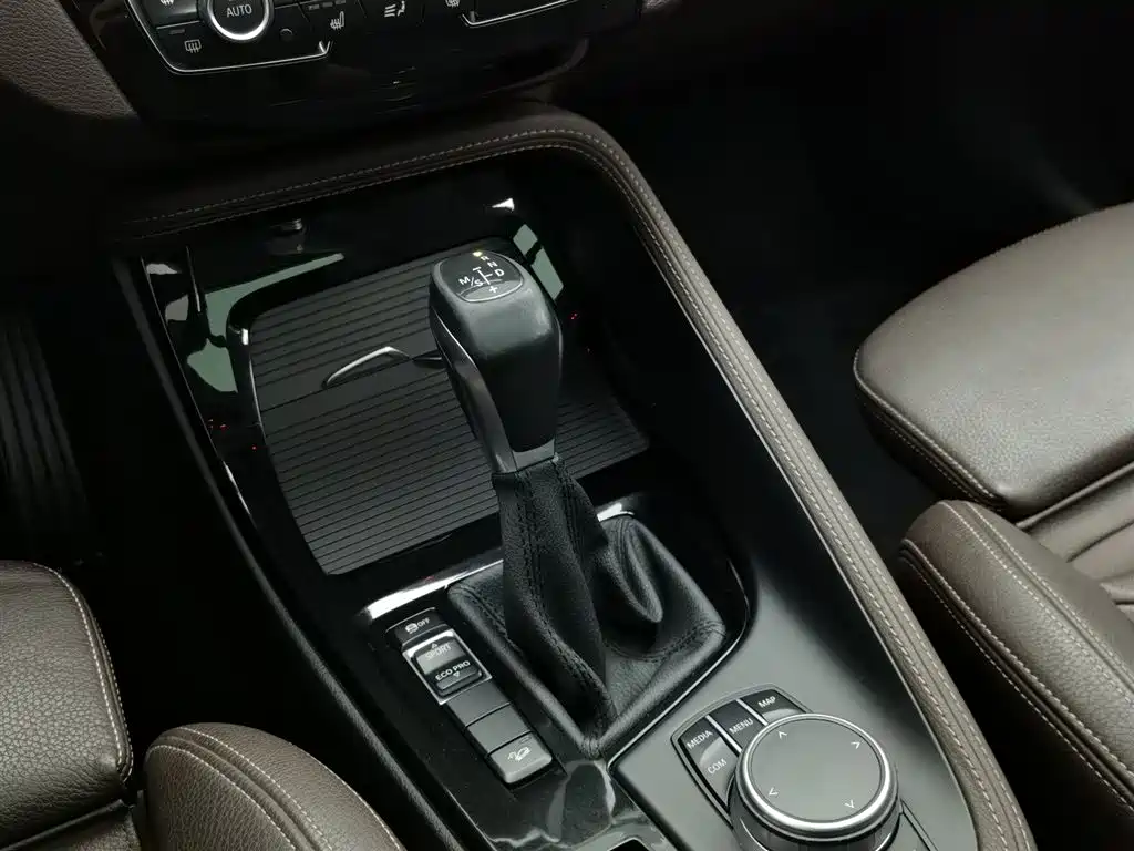 BMW X1 2018 — фото 13