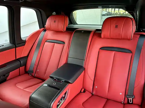 Rolls-Royce Cullinan 2020