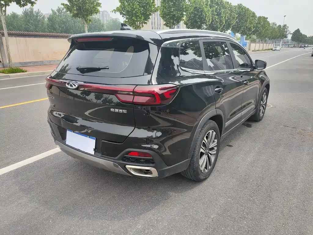 Chery Tiggo 8 2019 — фото 16