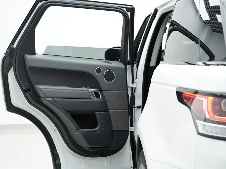 Land Rover Sport 2015 — фото 9