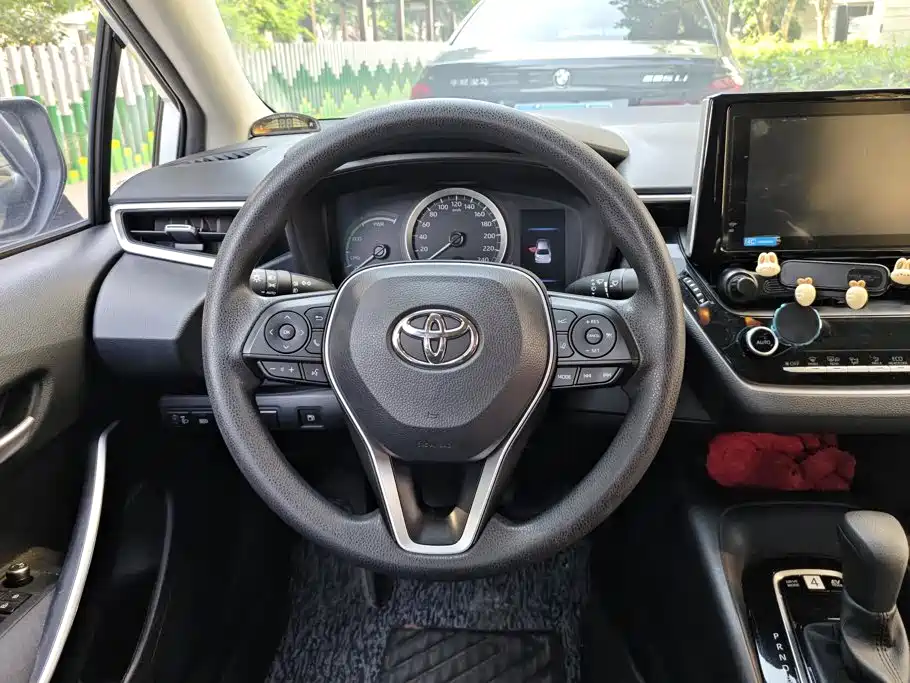 Toyota Corolla 2021 — фото 15