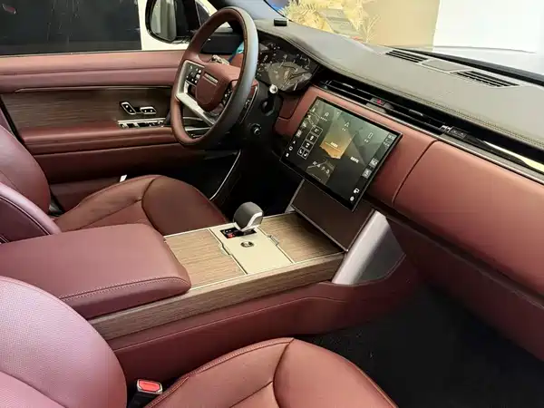 Land Rover Range Rover 2026