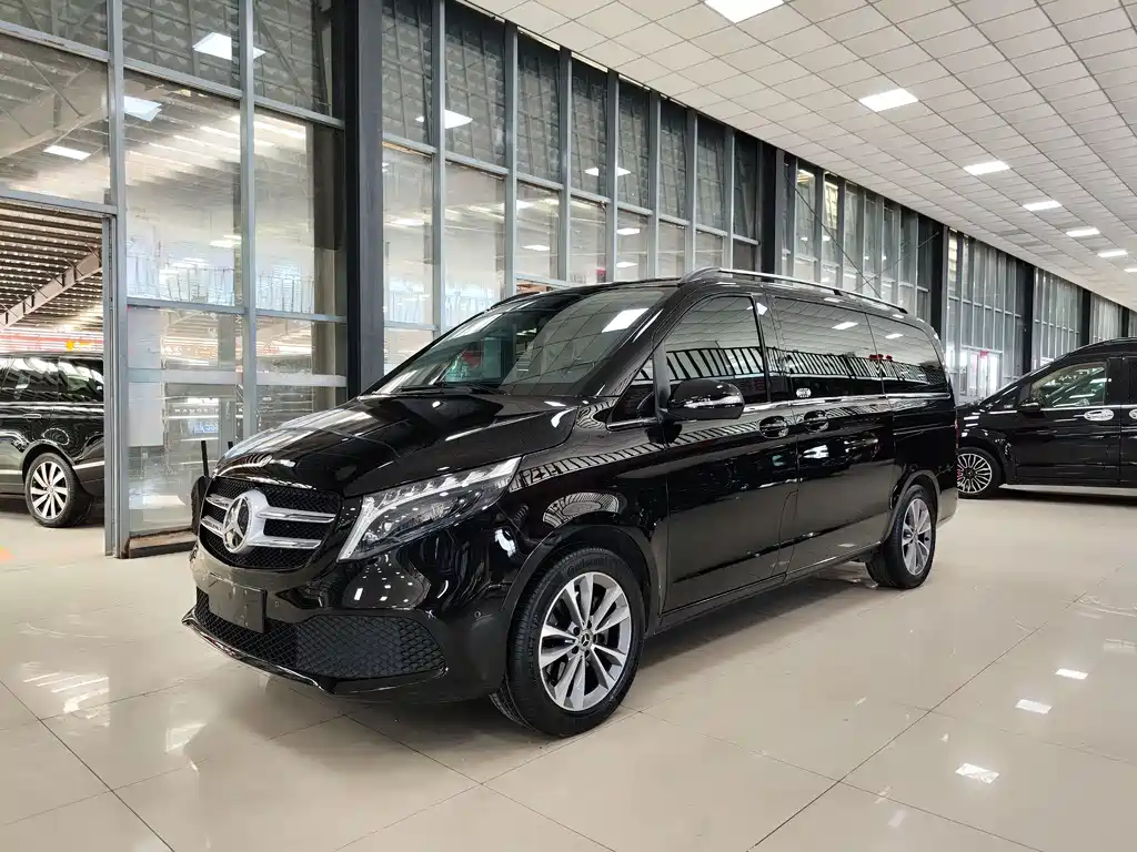 Mercedes-Benz V-Class 2023