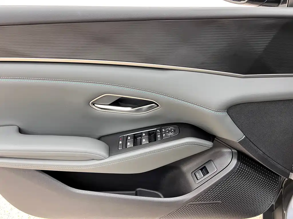BYD Qin L 2025 — фото 12