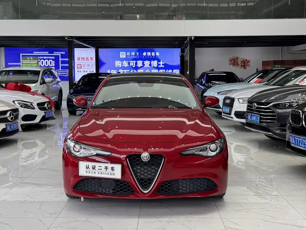 Alfa Romeo Giulia 2020 — фото 3