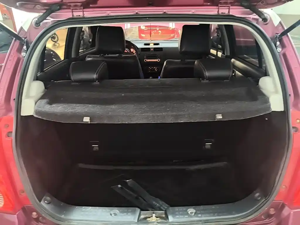 Suzuki Swift 2015 — фото 19