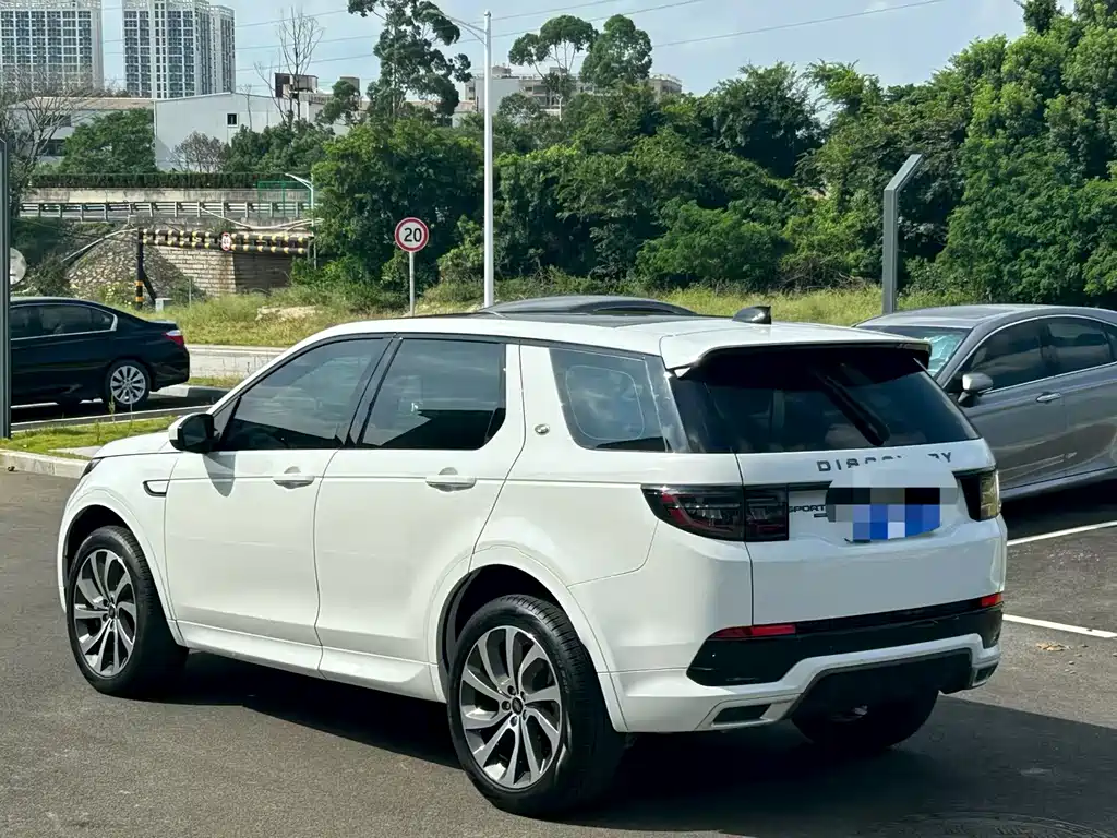 Land Rover Discovery Sport 2022 — фото 7